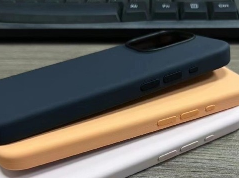 哈巴河苹果14维修站分享iPhone14手机壳能直接给iPhone15用吗?